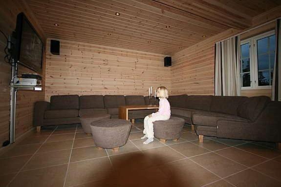 Flott Utleiehytte Pa Gautefall Treungen Exterior foto